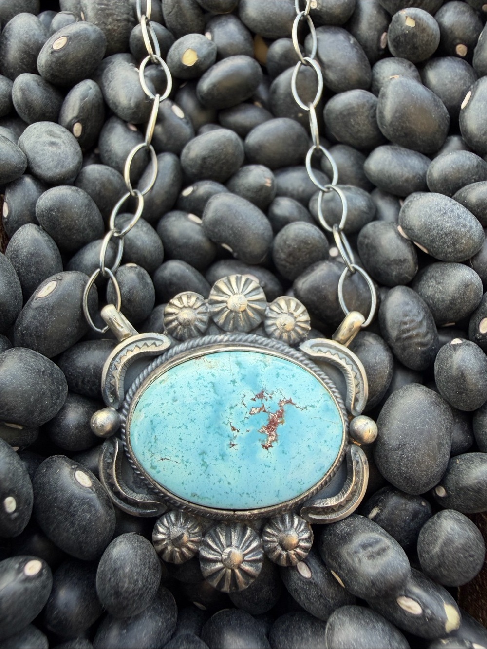 Bennie Ramone Golden Hills necklace